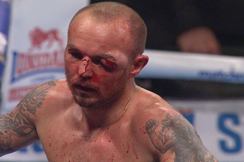 Kevin Mitchell eye Linares