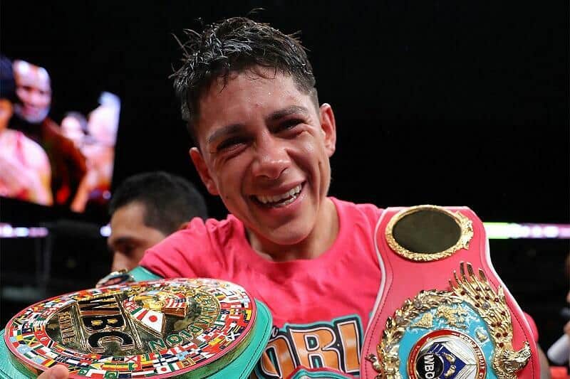 Alejandra Jimenez WBC champ male