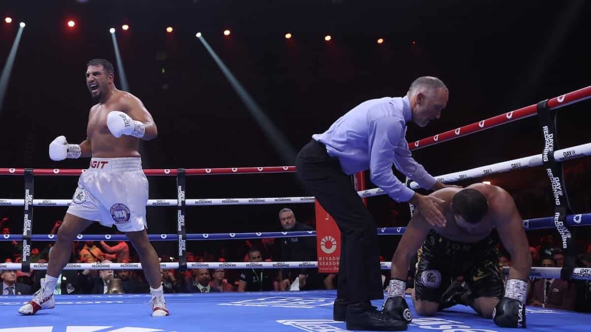 Heavyweight Arslanbek Makhmudov vs Agit Kabayel