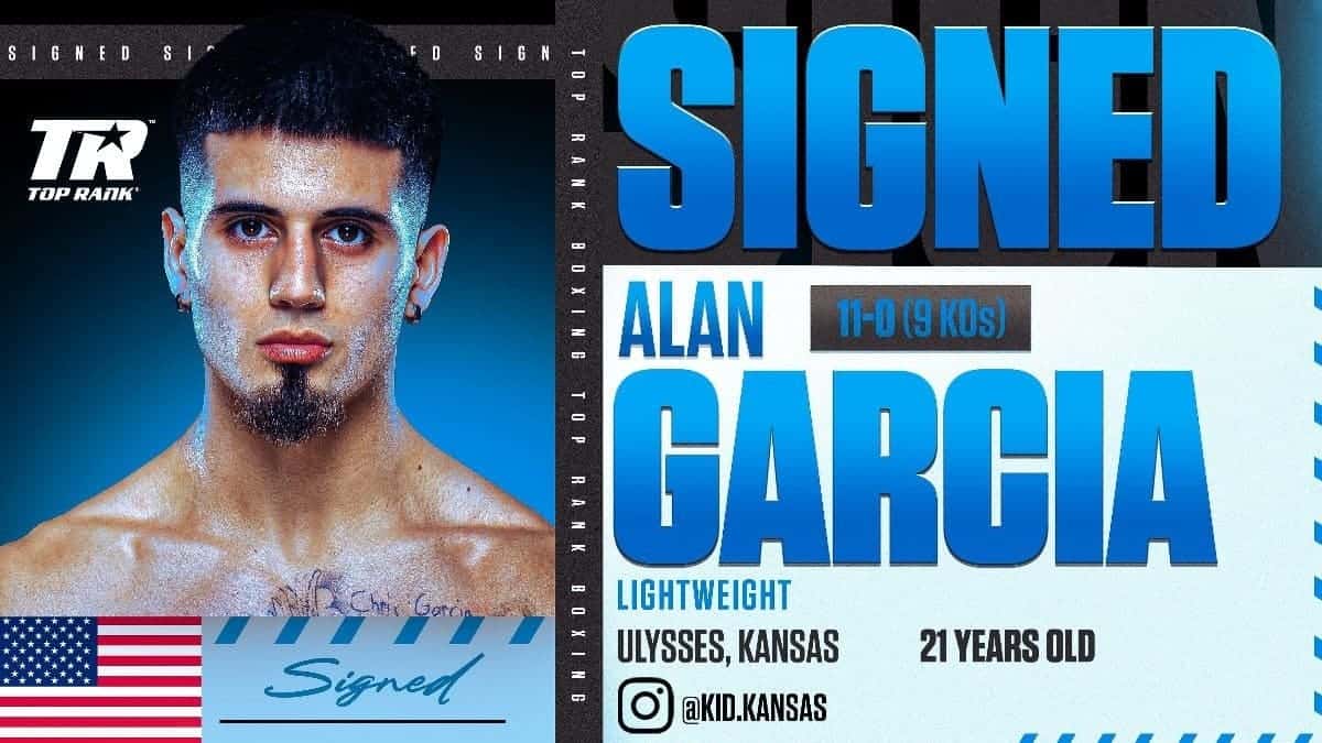 Alan Garcia signs with Top Rank