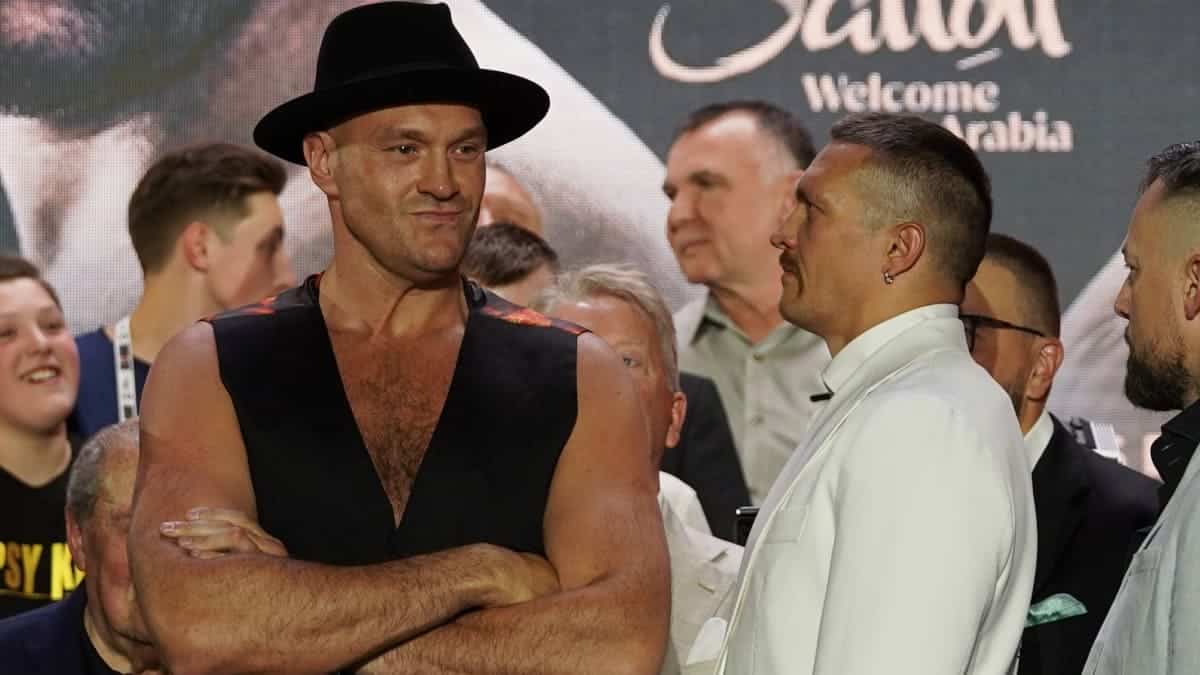 Tyson Fury vs Oleksandr Usyk face-off